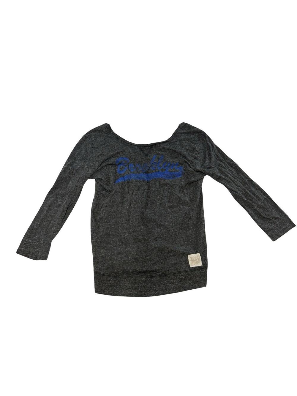 Retro Brand Brooklyn Women’s Medium Gray Long Sleeve Graphic Sweatshirt
